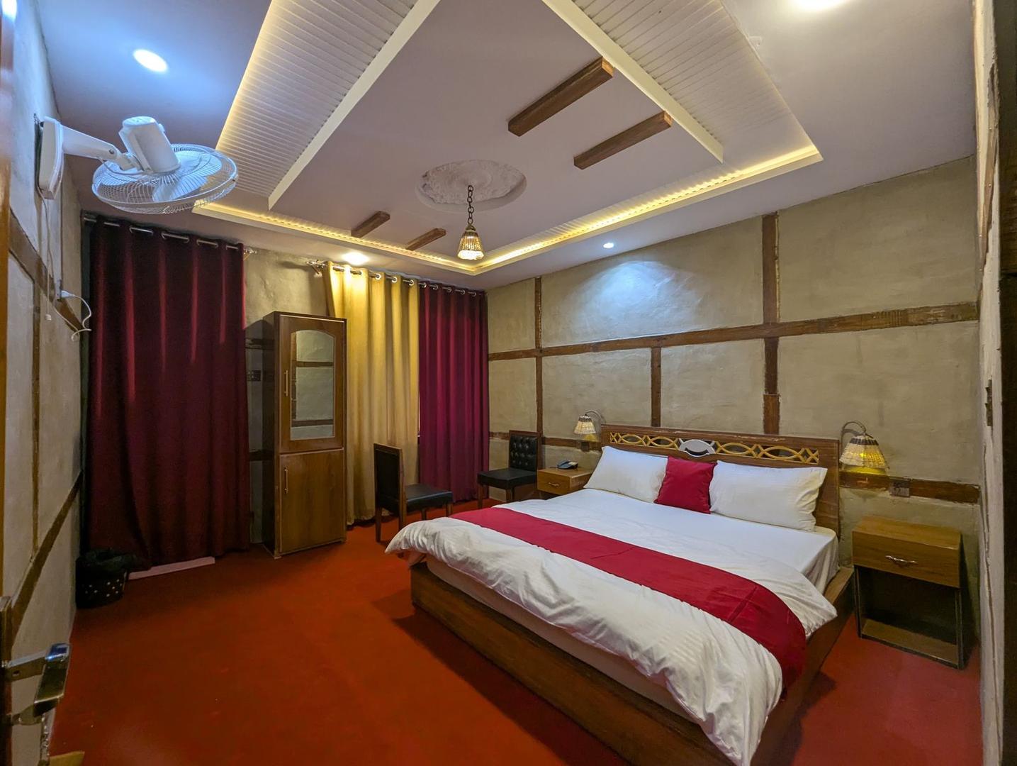Room main